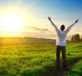 10 Unmissable Tips to Be Happy About Yourself